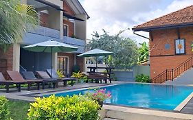 Green Wood Villa Negombo